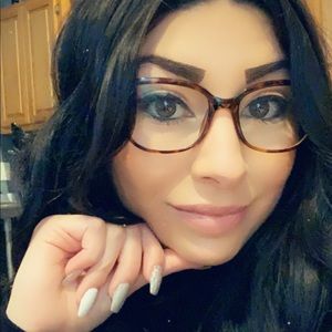 Meet your Posher, Brittaney